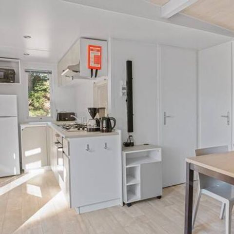 Stacaravan 4 personen - Stacaravan | Premium | 2 slaapkamers | 4 personen | Eenvoudig terras | TV