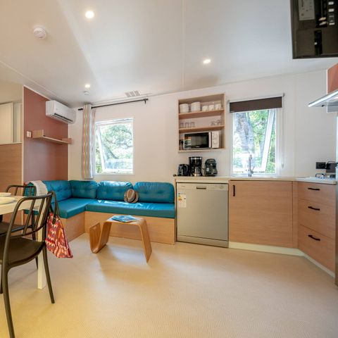 Stacaravan 8 personen - Mobile-home | Comfort | 4 slaapkamers | 8 pers. | Verhoogd terras | 2 badkamers | Airconditioning.