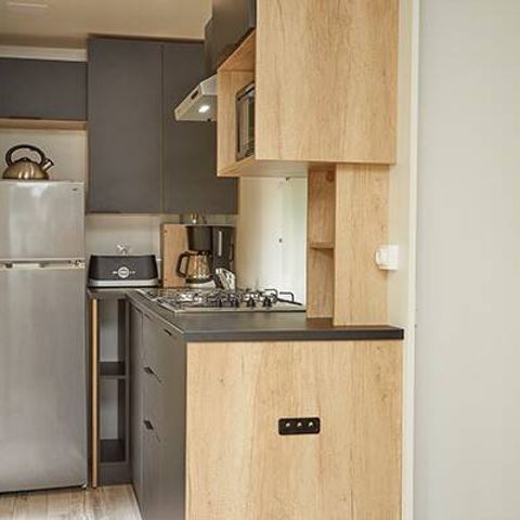 Stacaravan 6 personen - Stacaravan | Premium Exclusief | 3 slaapkamers | 6 pers. | Verhoogd terras | Airconditioning | TV