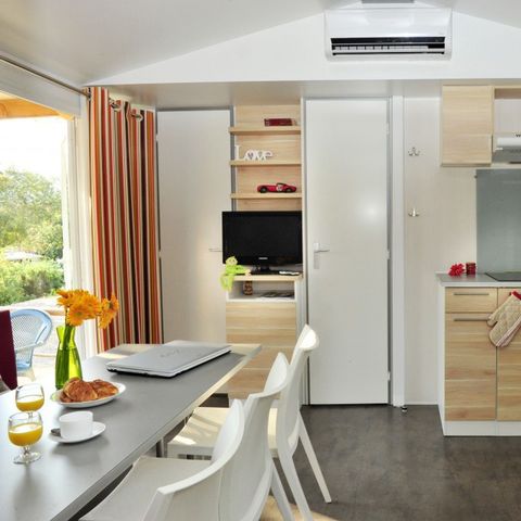 Stacaravan 4 personen - Comfort | 2 Slaapkamers | 4 Pers. | Verhoogd terras | Airconditioning