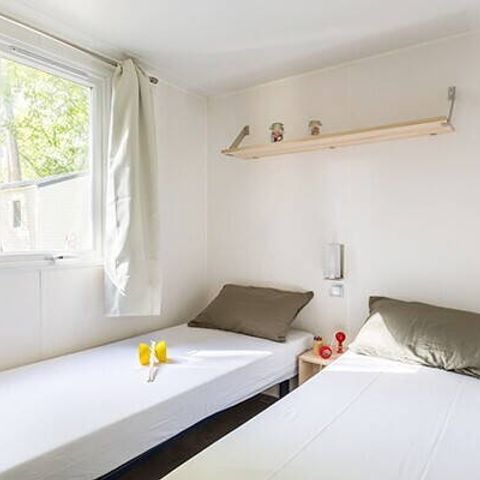 Bungalow 4 personen - Stacaravan | Comfort | 2 Slaapkamers | 4 Pers. | Verhoogd terras