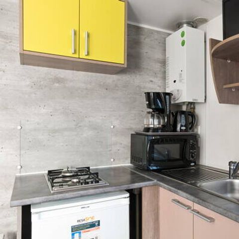 Stacaravan 4 personen - Mobile-home | Comfort | 2 Slaapkamers | 4 Pers. | Verhoogd terras | Airconditioning.