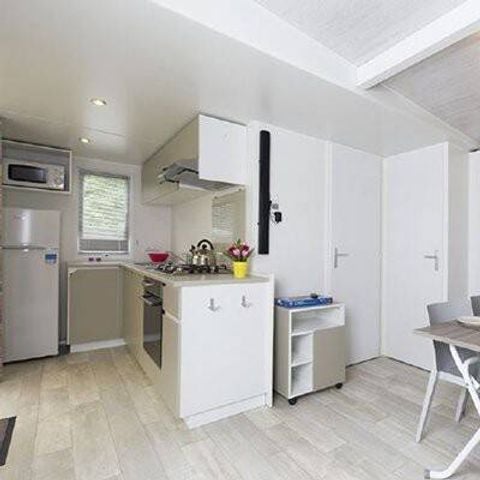 Bungalow 6 personen - Mobile-home | Comfort | 2 slaapkamers | 4/6 pers. | Verhoogd terras | 2 badkamers | Airconditioning.