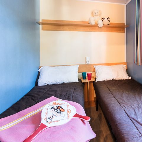 Stacaravan 4 personen - Classic | 2 slaapkamers | 4 pers. | Single terras | Air-con.