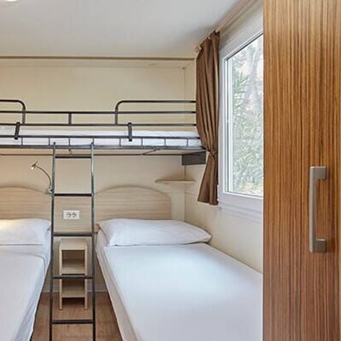 Stacaravan 6 personen - Stacaravan | Comfort | 2 Slaapkamers | 4/6 Pers. | Single terras