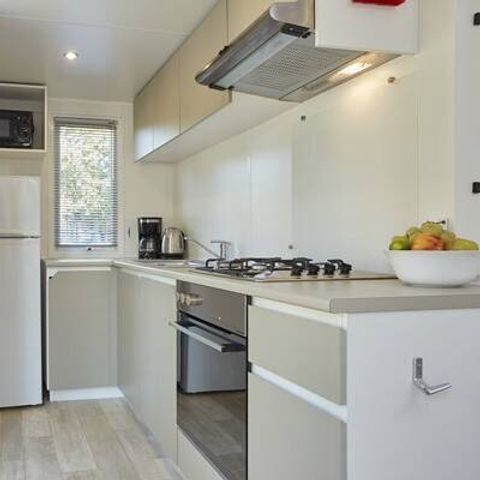 Stacaravan 6 personen - Mobile-home | Comfort | 2 Slaapkamers | 4/6 Pers. | Verhoogd terras | Airconditioning.