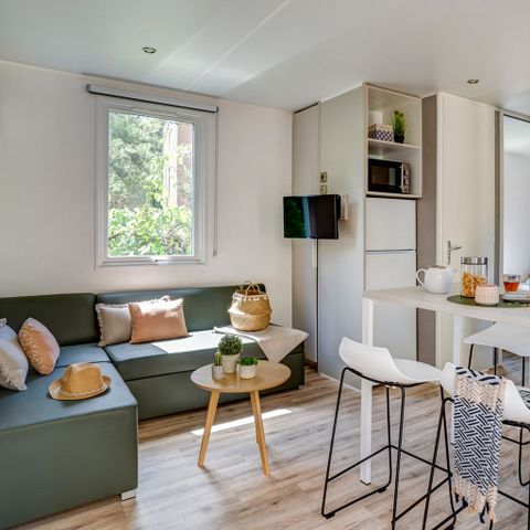 Stacaravan 10 personen - COTTAGE FRIENDS 10p 5ch ****<br/><br/>
