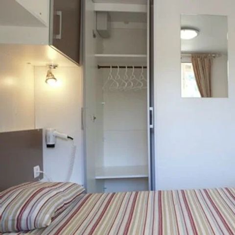 Stacaravan 6 personen - Stacaravan | Klassiek | 2 Slaapkamers | 4/6 Pers. | Verhoogd terras | Airconditioning.