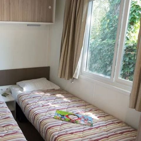 Stacaravan 4 personen - Mobile-home | Comfort | 2 Slaapkamers | 4 Pers. | Verhoogd terras | Airconditioning.