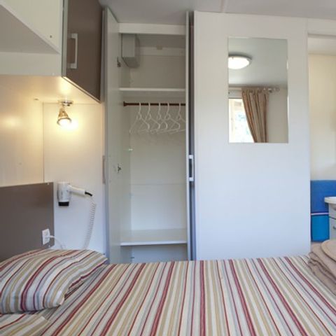 Stacaravan 6 personen - Mobile-home | Comfort | 2 Slaapkamers | 4/6 Pers. | Verhoogd terras | Airconditioning.