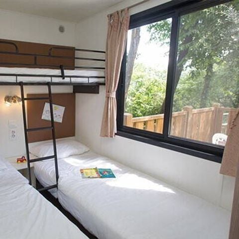 Stacaravan 6 personen - Mobile-home | Comfort | 2 Slaapkamers | 4/6 Pers. | Verhoogd terras | Airconditioning.