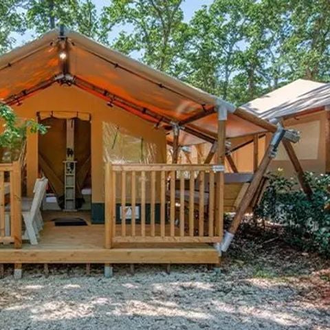 Safaritent 5 personen - Super Lodge | 2 Slaapkamers | 4/5 Pers. | Single terras