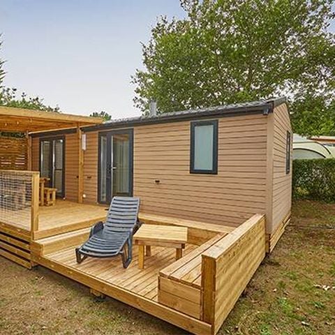 Stacaravan 4 personen - Ultimate | 2 slaapkamers | 4 pers | Verhoogd terras | 2 badkamers | Airconditioning | TV