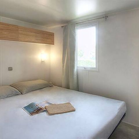 Stacaravan 2 personen - Mobile-home | Premium | 1 Slaapkamers | 2 Pers. | Verhoogd terras | Airconditioning | TV