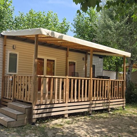 Stacaravan 6 personen - Mobile-home | Premium | 3 slaapkamers | 6 pers | Verhoogd terras | Buitenkeuken | 1 badkamer | Airconditioning | TV