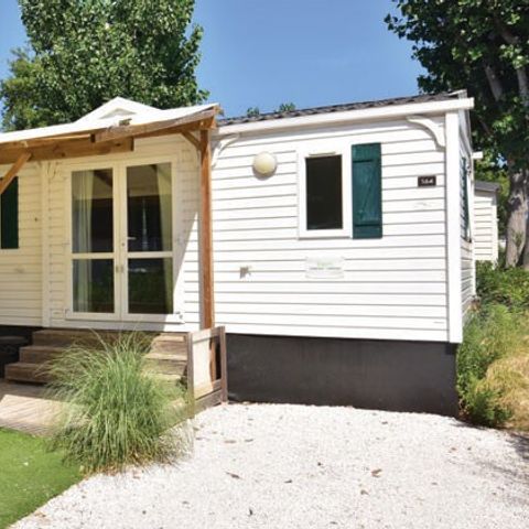 Stacaravan 8 personen - Klassiek | 3 Slaapkamers | 6/8 Pers. | Verhoogd terras | Airconditioning.