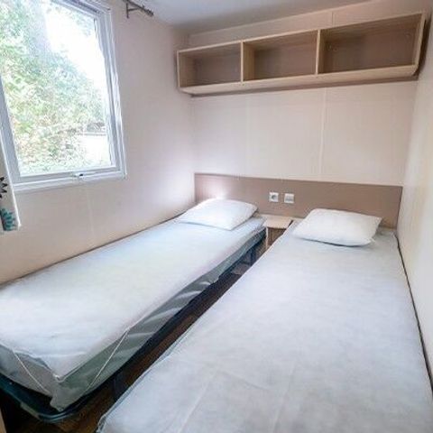 Stacaravan 6 personen - Mobile-home | Premium Azure | 3 slaapkamers | 6 pers. | Verhoogd terras | Airconditioning | TV