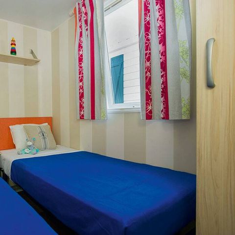 Stacaravan 4 personen - Comfort | 2 Slaapkamers | 4 Pers | Verhoogd terras | 1 Badkamer | TV