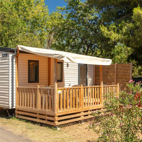 Stacaravan 6 personen - Comfort | 3 slaapkamers | 6 pers | Verhoogd terras | Airconditioning | TV