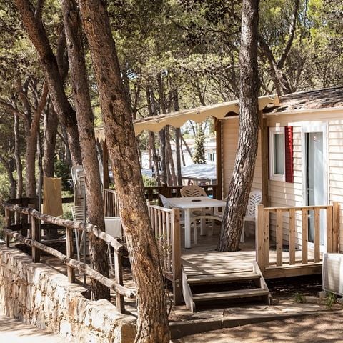Stacaravan 4 personen - Stacaravan | Klassiek | 2 Slaapkamers | 4 Pers. | Verhoogd terras | Airconditioning.