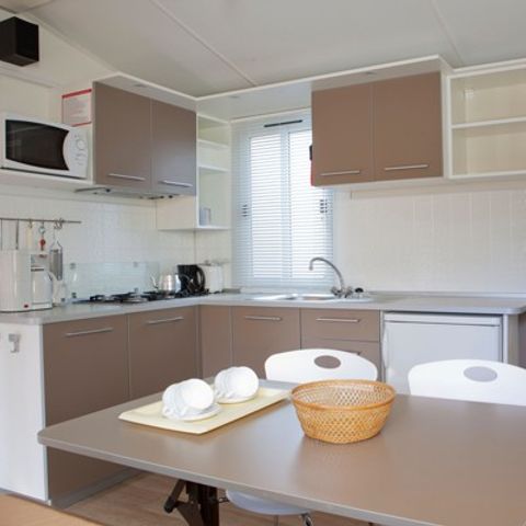Stacaravan 4 personen - Stacaravan | Klassiek | 2 Slaapkamers | 4 Pers. | Verhoogd terras | Airconditioning.