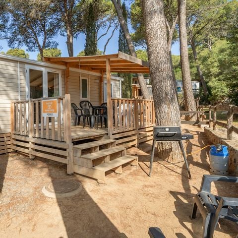 Stacaravan 6 personen - Comfort | 3 slaapkamers | 6 pers | Verhoogd terras | Airconditioning