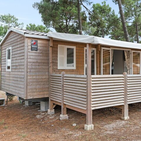 Stacaravan 8 personen - Mobile-home | Comfort XL | 3 slaapkamers | 6/8 pers. | Terras met verhoogde overkapping, niet overdekt | Airconditioning.