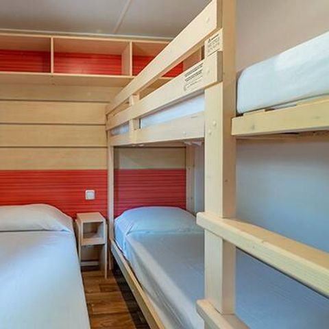 Stacaravan 5 personen - Stacaravan | Klassiek | 2 Slaapkamers | 5 Pers. | Verhoogd terras | Airconditioning.