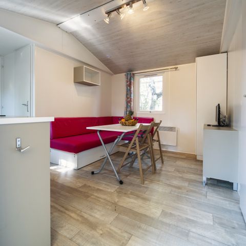 Stacaravan 4 personen - STANDAARD - TV