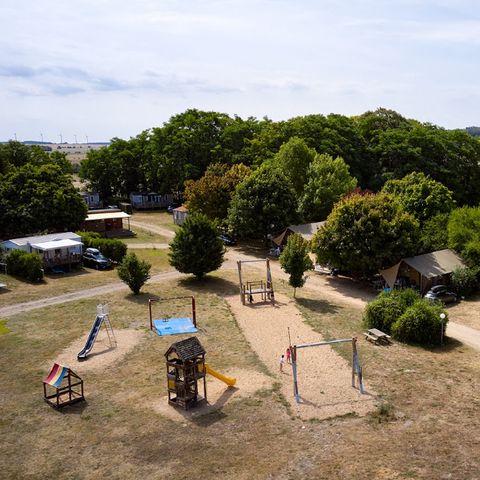 Camping Le Petit Trianon  - Camping Vienne - Afbeelding N°4