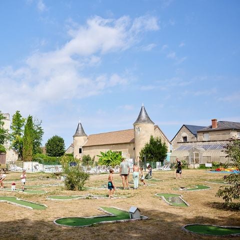 Camping Le Petit Trianon  - Camping Vienne - Afbeelding N°3