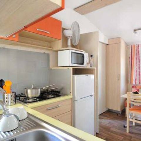 Stacaravan 4 personen - Klassiek | 2 Slaapkamers | 4 Pers | Verhoogd terras | Airconditioning