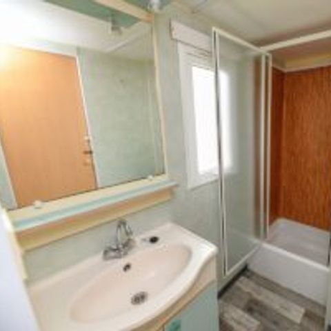 Stacaravan 6 personen - Aqua 2 Slaapkamers 4/6 Personen Halfoverdekt Terras