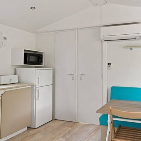 Stacaravan 6 personen - Comfort | 3 slaapkamers | 6 pers | Verhoogd terras | Airconditioning
