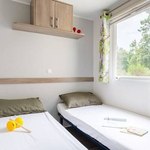 Stacaravan 6 personen - Comfort | 3 slaapkamers | 6 pers | Verhoogd terras | Airconditioning