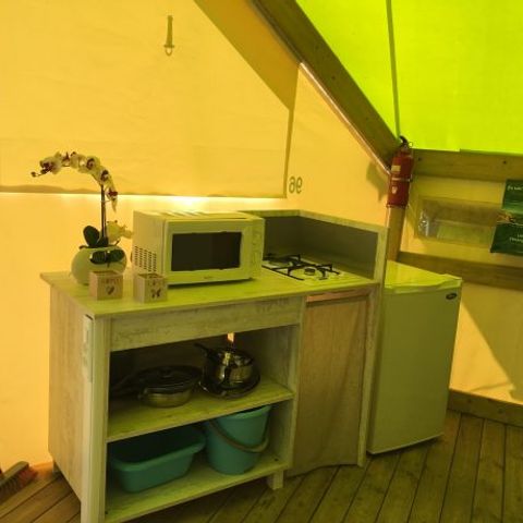 Safaritent 4 personen - LODGE SAHARI met eigen badkamer