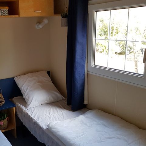 Stacaravan 6 personen - MH Les Pins 6p 3 slaapkamers 1 badkamer