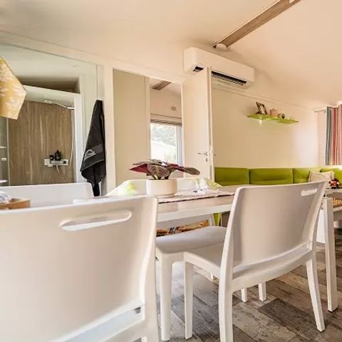 Stacaravan 6 personen - Féérique 4 Kamers 6 Personen Airconditioning + TV