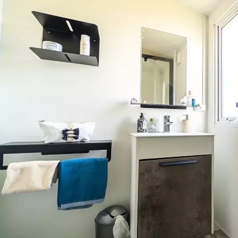 Stacaravan 4 personen - Duo Premium 3 Kamers 4 Personen Jacuzzi + Airconditioning + TV