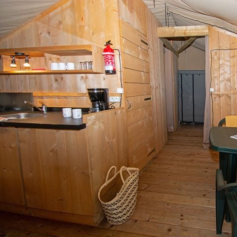 Safaritent 5 personen - Premium lodgetent met sanitair voor 5 personen