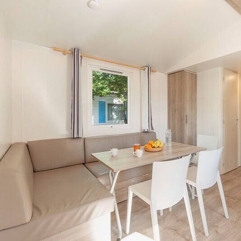 Stacaravan 4 personen - Comfort | 2 Slaapkamers | 4 Pers | Verhoogd terras | Airconditioning