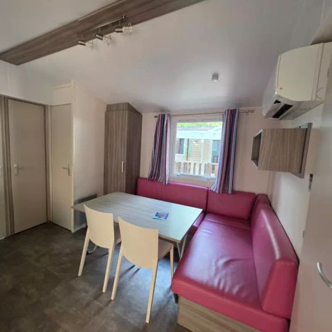 Stacaravan 6 personen - Stacaravan | Comfort | 3 Slaapkamers | 6 Pers | Verhoogd terras | Airconditioning | TV
