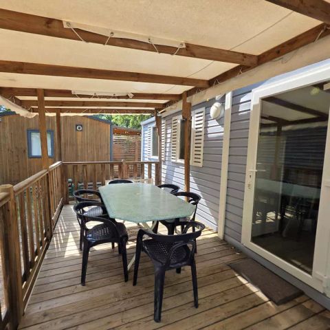 Stacaravan 6 personen - Stacaravan | Comfort | 3 Slaapkamers | 6 Pers | Verhoogd terras | Airconditioning | TV