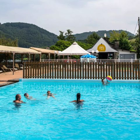  Camping maeva Escapades Le Lac de Laval-de-Cère - Camping Lot - Afbeelding N°3