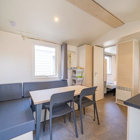 Stacaravan 4 personen - Mobile-home | Comfort | 2 Slaapkamers | 4 Pers. | Verhoogd terras | Airconditioning.