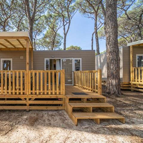 Stacaravan 4 personen - Mobile-home | Comfort | 2 Slaapkamers | 4 Pers. | Verhoogd terras | Airconditioning.