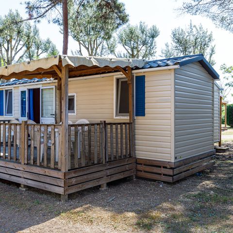 Stacaravan 6 personen - Klassiek | 2 Slaapkamers | 4/6 Pers. | Verhoogd terras | Airconditioning.