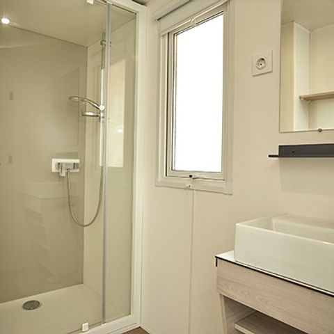 Stacaravan 6 personen - Comfort | 3 Slaapkamers | 6 Pers | Verhoogd terras | Airconditioning | TV