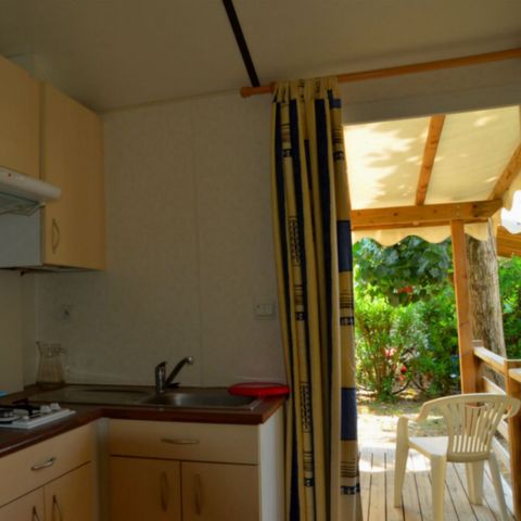 Stacaravan 6 personen - 2 slaapkamers (ventilator)