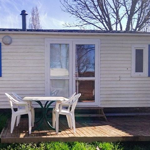 Stacaravan 4 personen - Stacaravan | Klassiek | 2 Slaapkamers | 4 Pers. | Single terras